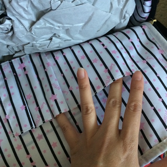 ๐HP๐ Betsey Johnson furry unicorn kitty backpack - Picture 7 of 7